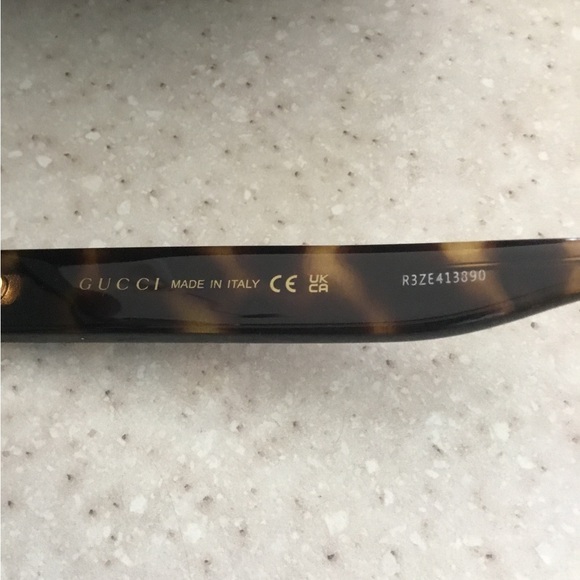 💕AUTHENTIC GUCCI TORTOISE SUNGLASSES 💕 - Picture 3 of 7